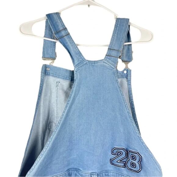 Disney Women's Mickey Mouse 28 Blue Jeans Overalls Pants Bib Size Small - Picture 2 of 8